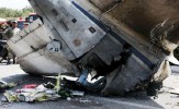 سقوط هواپیما از روی یک تریلی در زیر پل حصارک کرج! + فیلم و تصاویر