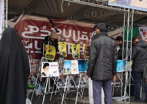برپایی غرفه های بسیج دانشجویی البرز در راهپیمایی ۲۲ بهمن