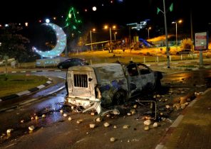 کشته شدن یک شهروند معترض عربی-اسرائیلی در مرکز اسرائیل توسط گارد امنیتی