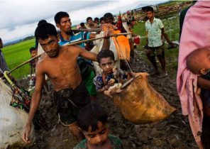 ارتش میانمار سر کودکان روهینگیا را می‌برد و مردان را زنده زنده در آتش می‌سوزاند