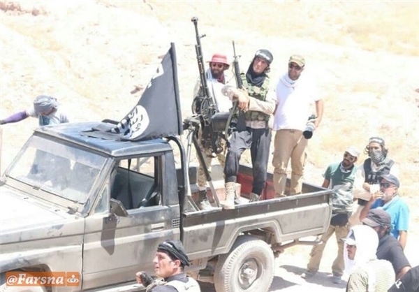 نقی و ارسطو به ترکیه می‌روند/ حضور داعشی‌ها در «پایتخت ۵»+تصاویر