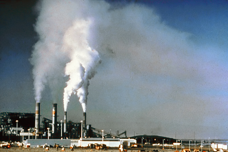 نصب ۱۰۰ فیلتر کاهش آلودگی هوا در کارخانه های سیمان کشور/ پارک علم و فناوری البرز ار کمبود آبرسانی رنج می برد