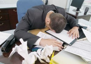 نشانه‌های هشداردهنده استرس شغلی در کارکنان
