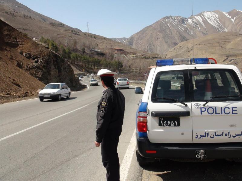 تمهیدات ترافیکی پلیس برای تعطیلات پیش رو در البرز/ محور کرج – چالوس امروز و یکشنبه یکطرفه می‌ شود