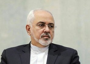 ظریف: مهم‌ترین گزینه ایران در صورت خروج آمریکا از برجام، از سرگیری بسیار پیشرفته‌تر برنامه هسته‌ای است