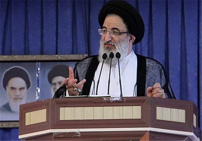 انتقاد تند امام جمعه کرج درباره اجرای سند ۲۰۳۰ به مدیر آموزش و پرورش البرز/ خروج آمریکا از شورای حقوق بشر به واسطه باز بودن پرونده کودک کشی اسرائیل بود