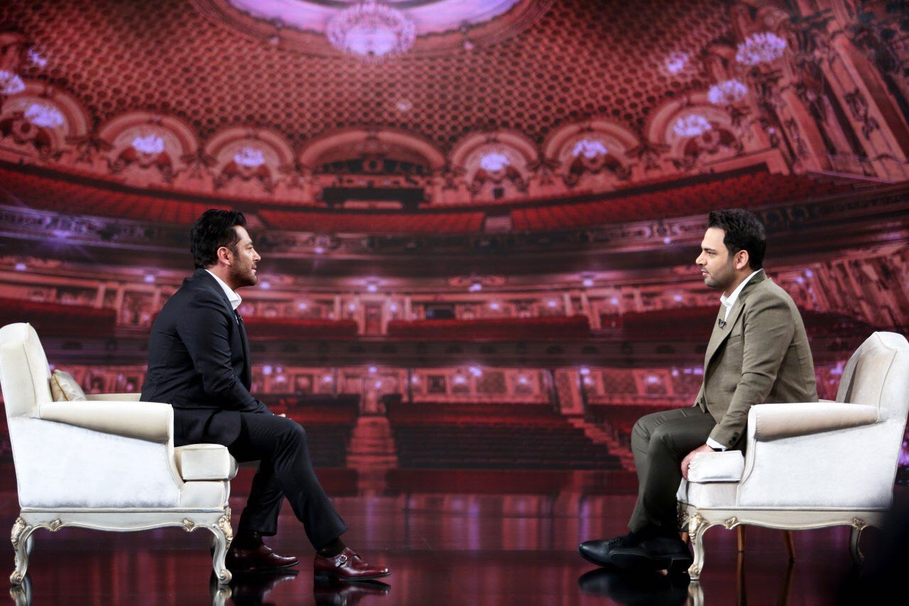 مسابقه ۱۰۰ میلیونی محمدرضا گلزار در تلویزیون/ وقتی سوپراستار سینما معارف درس می‌داد