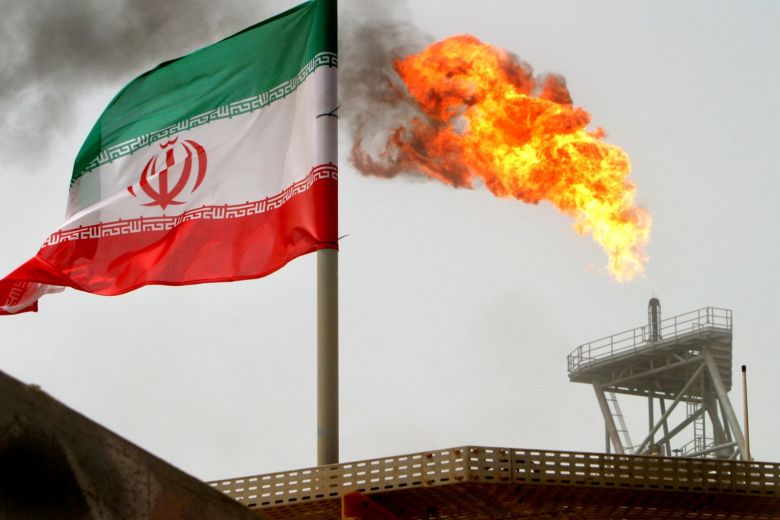 عقب‌نشینی آمریکا از صفر کردن صادرات نفت ایران/ ۸ کشور از تحریم‌های نفتی معاف می‌شوند