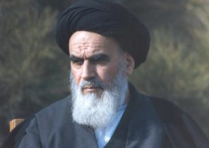 اولین بیانات امام خمینی(ره) بعد از فرار شاه +فیلم