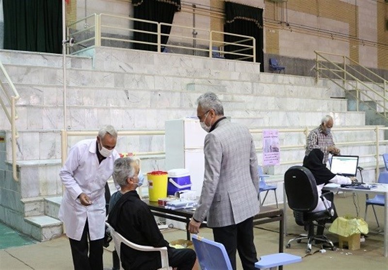 روند تزریق واکسیناسیون کرونا در استان البرز شتاب گرفت