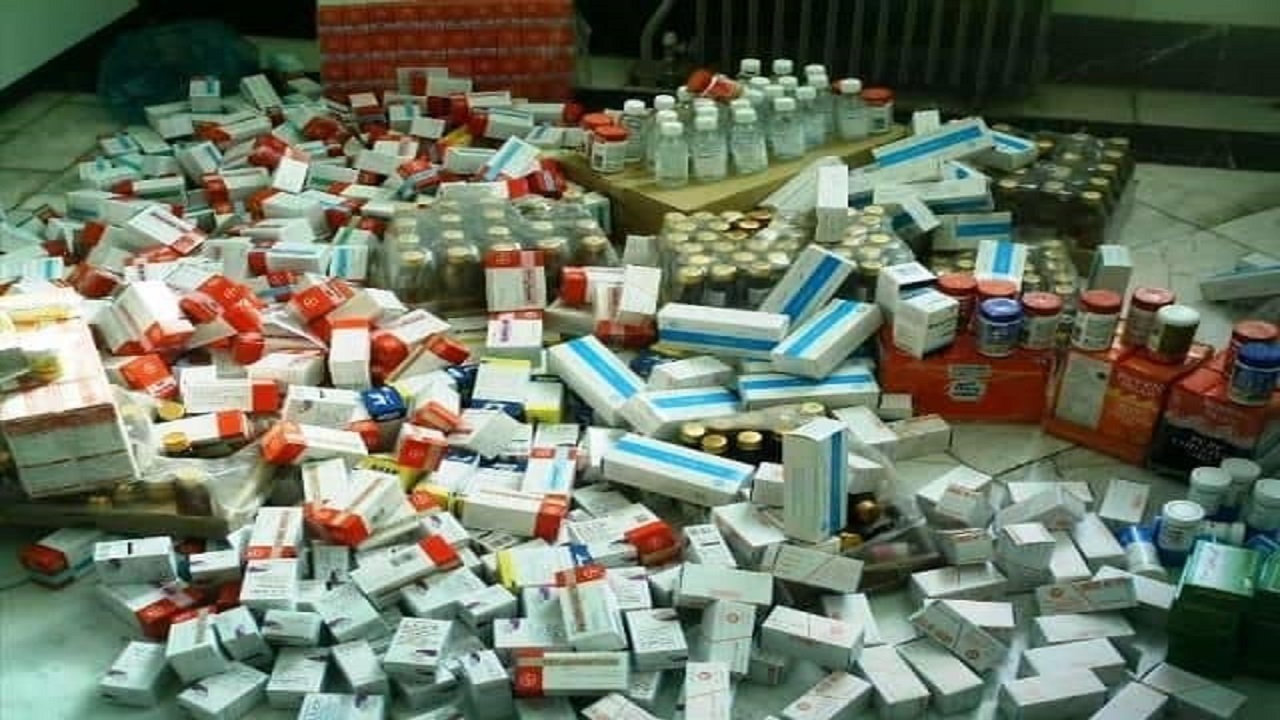 کشف بیش از ۷ هزار دارو‌ی غیرمجاز در نظرآباد