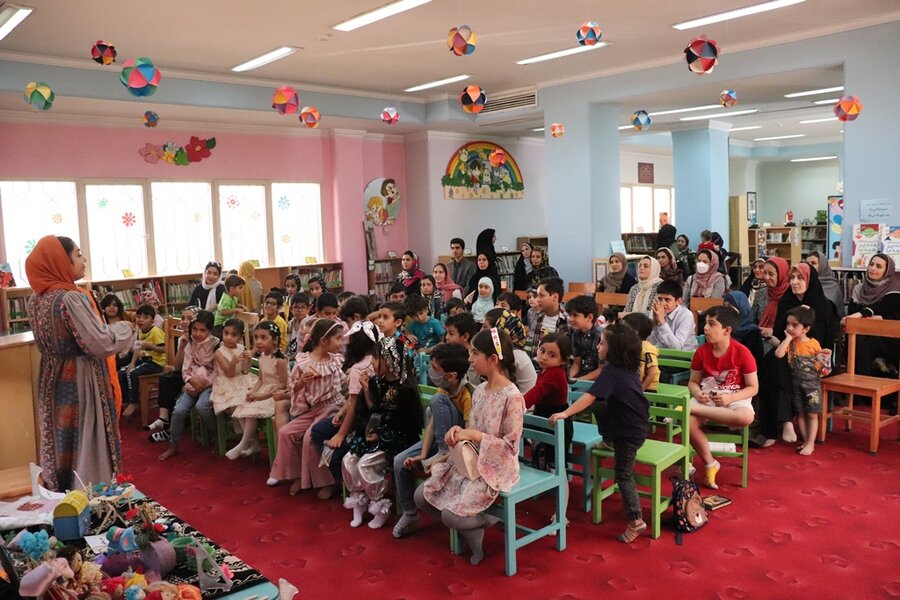 اختتامیه کلاس‌های تابستانی کتابخانه مرکزی همدان برگزار شد