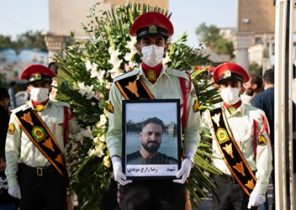 تشییع پیکر شهید حافظ امنیت در شیراز