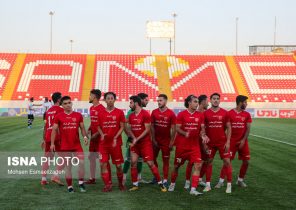 دیدار تیم‌های فوتبال امید وحدت و دریای بابل