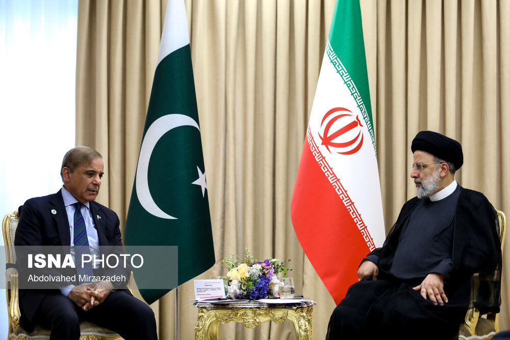 دیدار نخست‌وزیر پاکستان با رئیس جمهوری اسلامی ایران