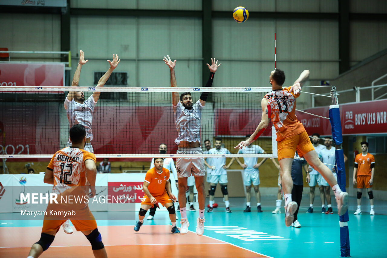 شکست سایپا در خانه و پیروزی پیکان در اصفهان/ دو بازی برگزار نشد