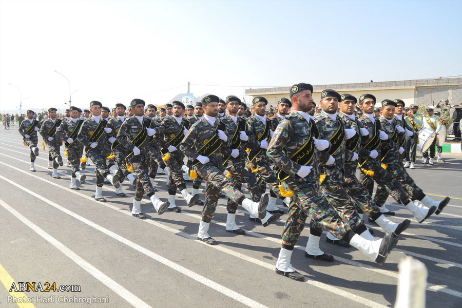 گزارش تصویری/ مراسم رژه نیروهای مسلح استان قم به مناسبت هفته دفاع مقدس