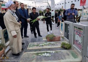 گزارش تصویری/ مراسم عطرافشانی و گلباران مزار مطهر شهیدان در گلستان شهدای اصفهان‎‎