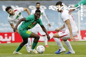 تیم ملی فوتبال ایران در خط دفاعی ضعف دارد