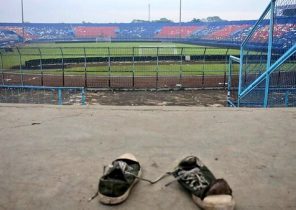 دستور دولت به پلیس برای پیدا کردن مقصران فاجعه در ورزشگاه اندونزی