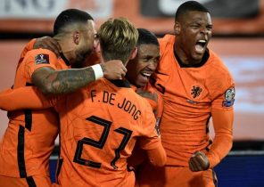 اقدام جالب هلندی‌ها پیش از جام جهانی؛ لباس تیم ملی حراج شد