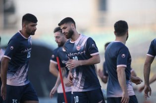 تعویق زمان شروع تمرینات پرسپولیس