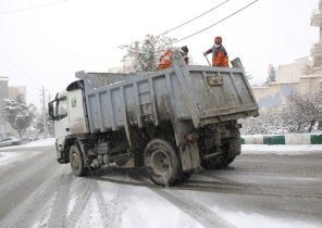 خدمات رسانی مدیریت شهری کرج همزمان با بارش برف