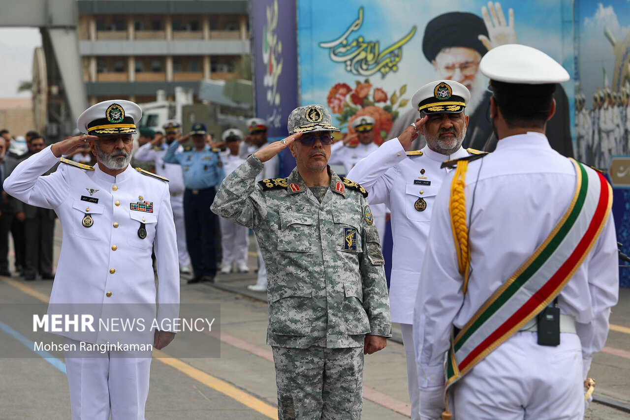 تصاویر | آیین استقبال رسمی از ناو گروه ۸۶ نیروی دریایی ارتش