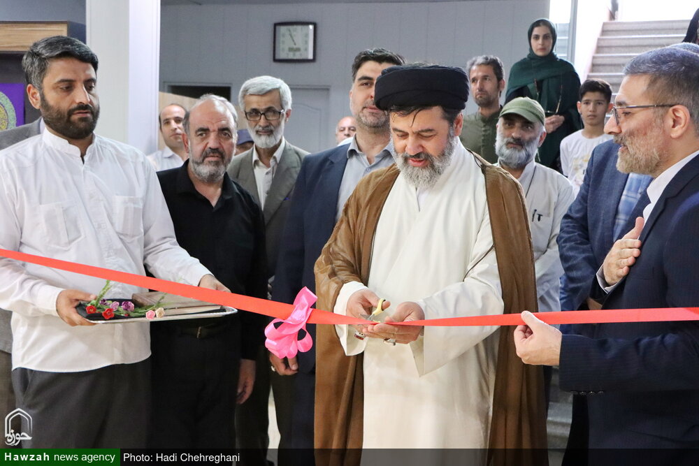 تصاویر / افتتاح نمایشگاه آثار هنرهای تجسمی و خوشنویسی کرامت