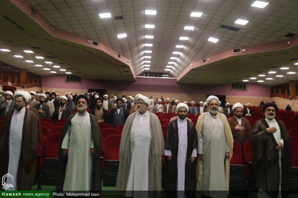 تصاویر/ برگزاری همایش بزرگ طلایه‌داران جهاد تبیین ۳ در اهواز