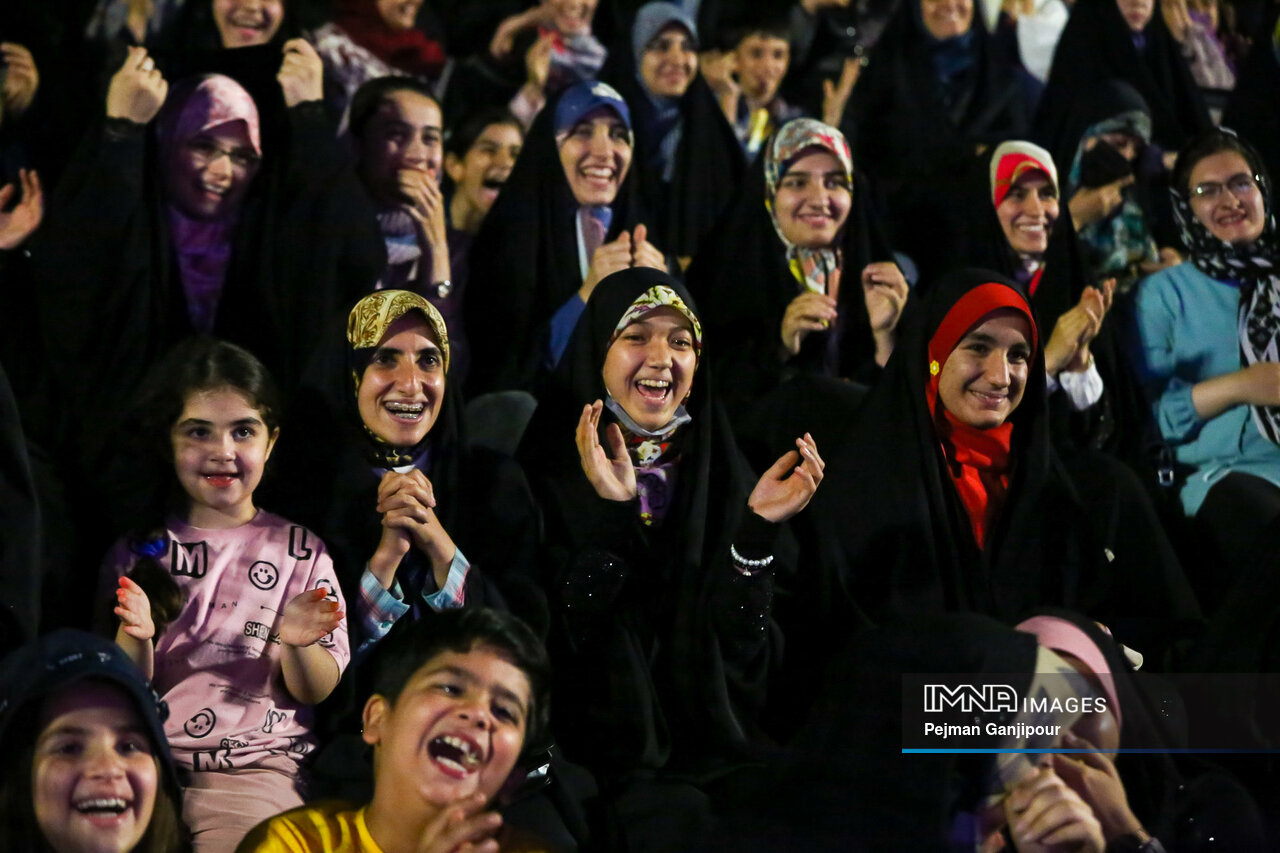 جشن خانوادگی دختران اصفهان هفتم