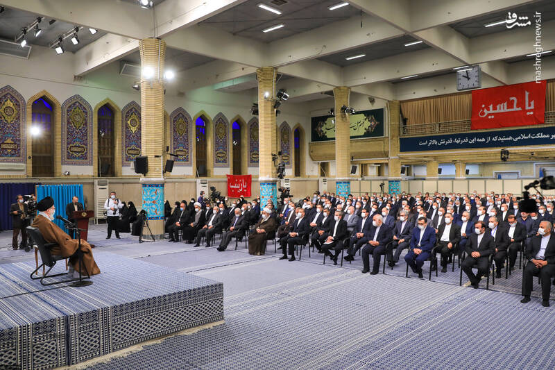 عکس/ دیدار مسئولان وزارت خارجه و سفیران ایران با رهبر انقلاب