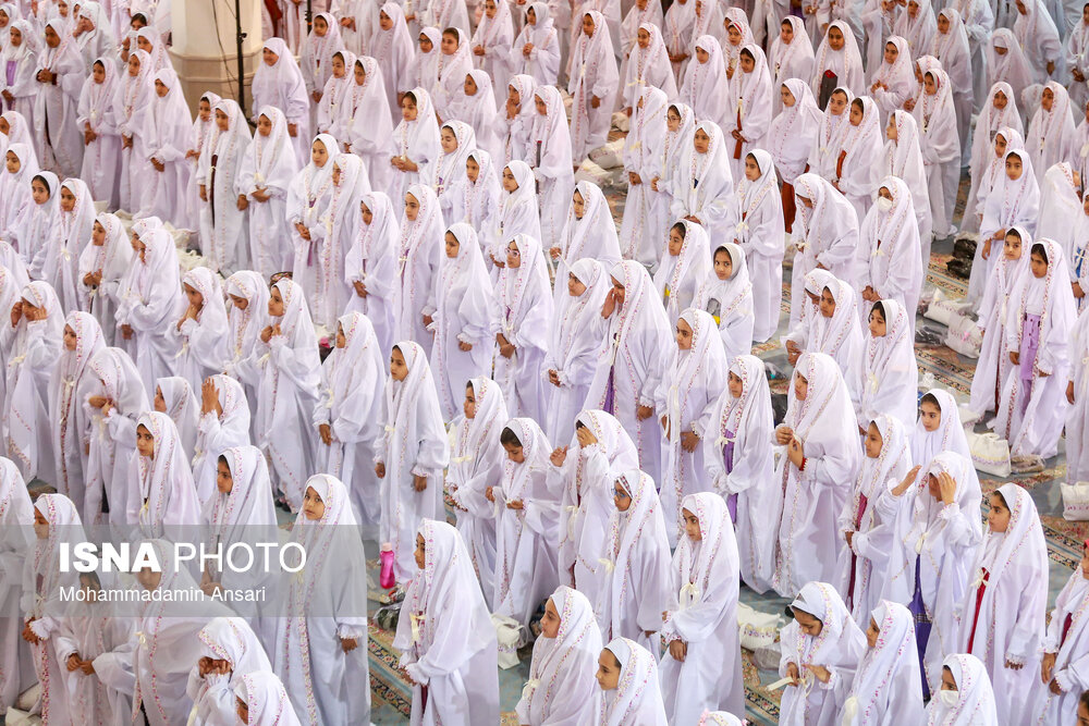 مراسم جشن فرشته‌ها در مسجد جامع خرمشهر