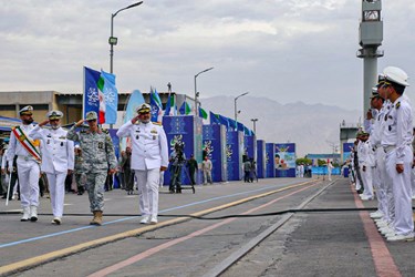 مراسم رسمی استقبال از «ناوگروه ۸۶ ارتش»