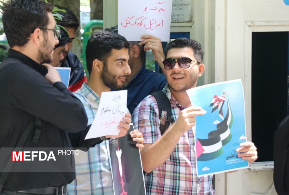 گزارش تصویری/ تجمع اعتراضی دانشجویان به جنایات رژیم صهیونیستی، روبروی نمایندگی سازمان ملل