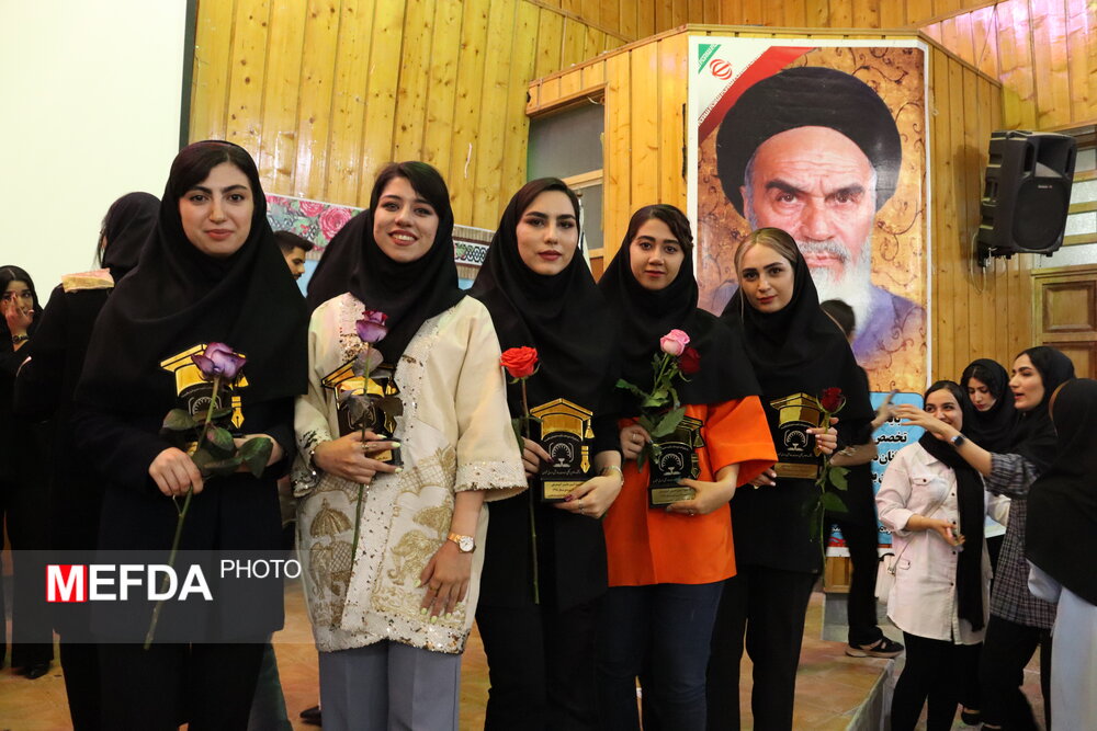 گزارش تصویری۱/ برگزاری جشن فارغ التحصیلی دانشجویان ورودی ۱۳۹۸