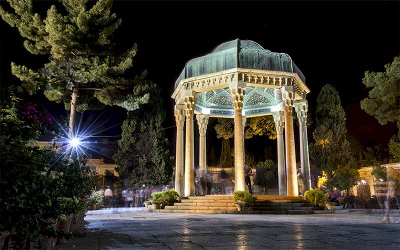 ساعت بازدید از اماکن تاریخی استان فارس