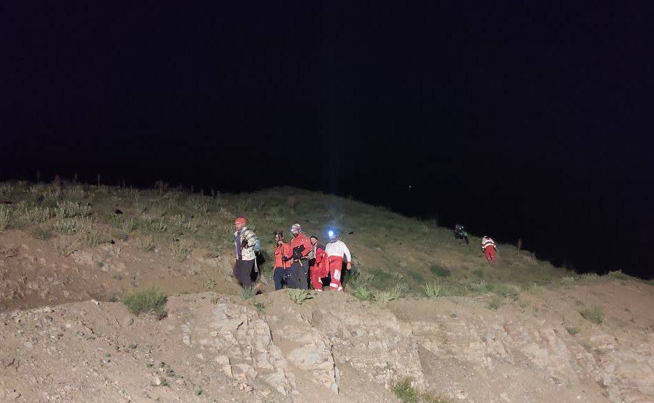 نجات ۵ کوهنورد از کوه های محدوده روستای کیاسر جاده کرج چالوس