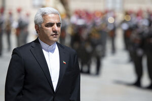 واکنش سفیر ایران به مواضع مداخله‌جویانه اتریش