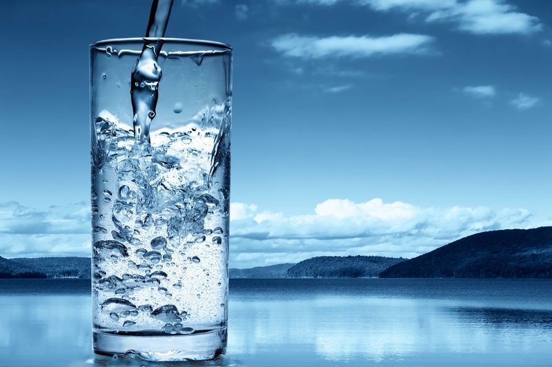 برای جلوگیری از گرمازدگی آب بنوشید