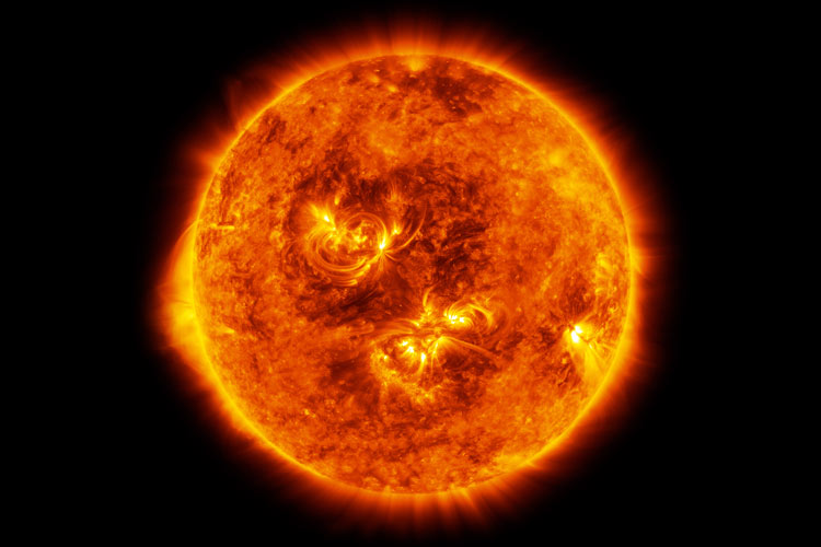 کشف شهاب‌های درخشان در پلاسمای خورشید