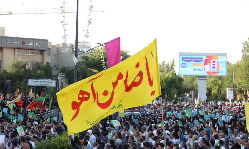 اجتماع ۲۰‌ هزار نفری امام‌رضائی‌ها در کرج