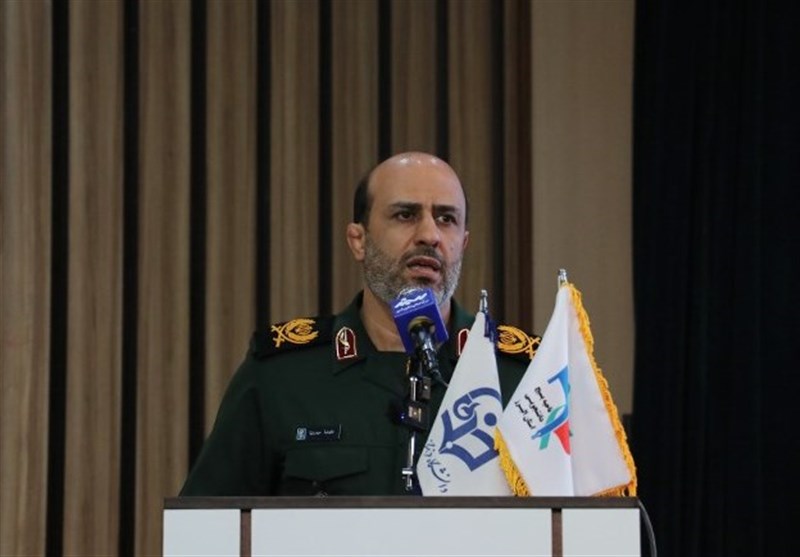 فرهنگ و ادبیات مقاومت، ریشه در اسلام دارد