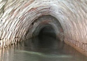 فقر آب‌های زیرزمینی در اشتهارد/ چاه‌ها استاندارد نیست