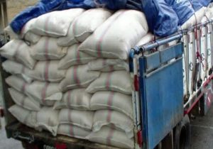 کشف و توقیف محموله آرد قاچاق در کرج