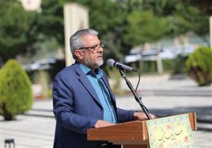 از نیمکت تا سنگر در دانشگاه آزاد کرج/جای خالی ۱۵ ستاره