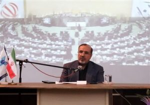 حدادی: دولت برنامه‌ای برای «سرمایه‌گذاری برای تولید»‌ ندارد