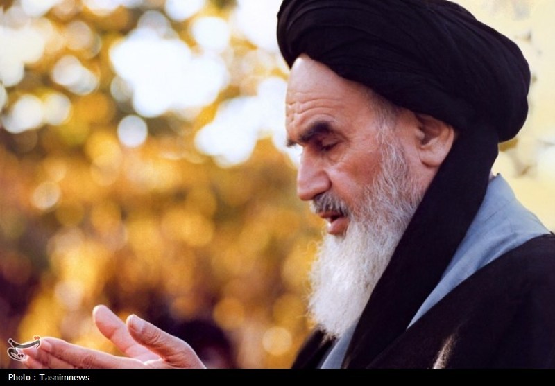 اندیشه امام خمینی (ره)؛ مسیر امت در پرتو ولایت