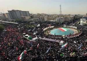 خیزش ملی در بدرقه شهدا/ تشییع شهدا به رفراندوم اقتدار تبدیل شد