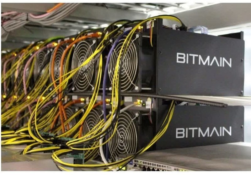 خودروی حامل ۲۶‌ دستگاه ماینر در البرز توقیف شد